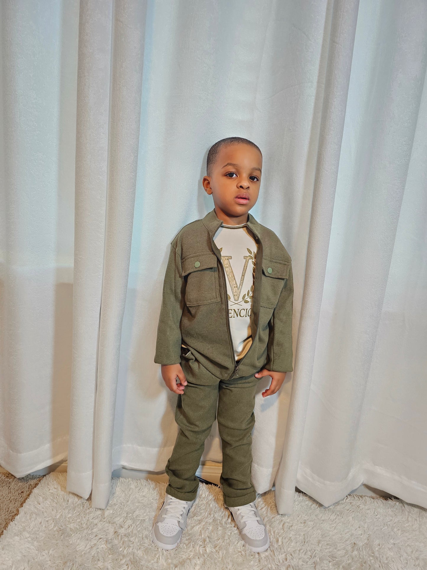 Sultan Bey 3-Piece set